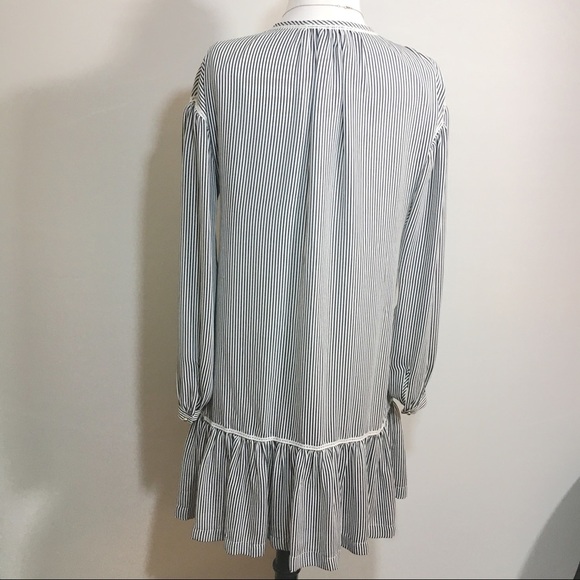 BANANA REPUBLIC Stripped V Neck Dress Size S - Picture 2 of 8